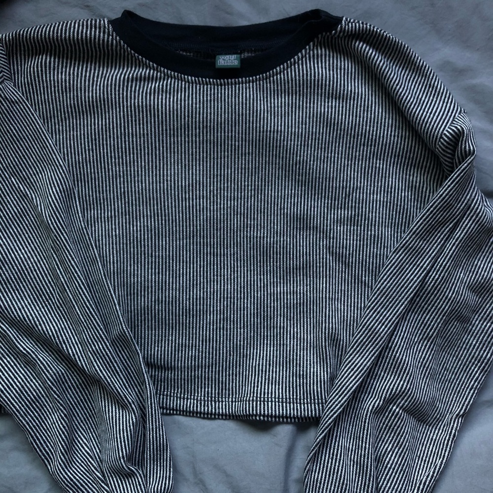 cropped striped long sleeve
